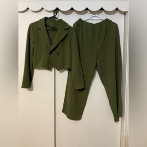 SHEIN Olive Green Pantsuit Set